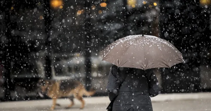 Sarajevo, BiH - 08. januar 2021:Danas u Bosni i Hercegovini oblačno vrijeme. &Scaron;irom zemlje će padati susnježica ili snijeg, s tim &scaron;to će u nizinama negdje padati i ki&scaron;a. (Samır Jordamovıc - Anadolu Agency)/Samır Jordamovıc