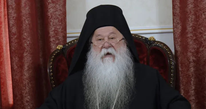 NJegovo visokopreosve&scaron;tenstvo mitropolit dabrobosanski Hrizostom/Senad Gubelić