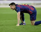 Soccer Football - LaLiga - Villarreal v FC Barcelona - Estadio de la Ceramica, Villarreal, Spain - December 21, 2025 FC Barcelona's Robert Lewandowski reacts after sustaining an injury REUTERS/Pablo Morano/Foto: Pablo Morano
