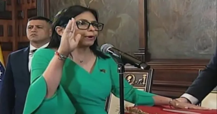 Delsi Rodriguez položila zakletvu/X