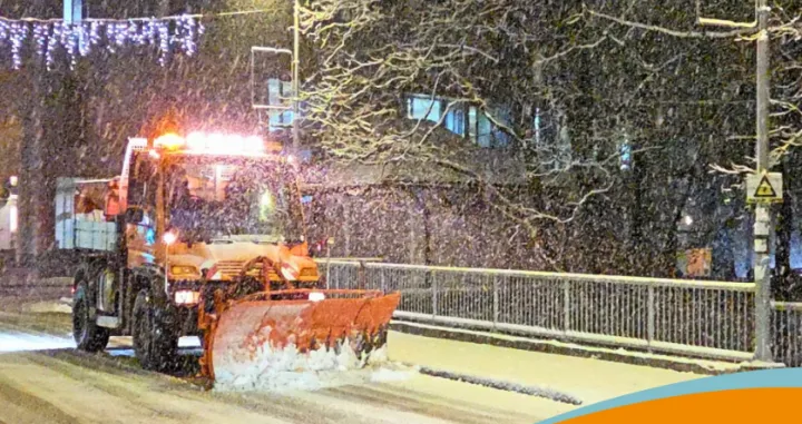 Snijeg zameo Krajinu/Jkp Komrad Bihać