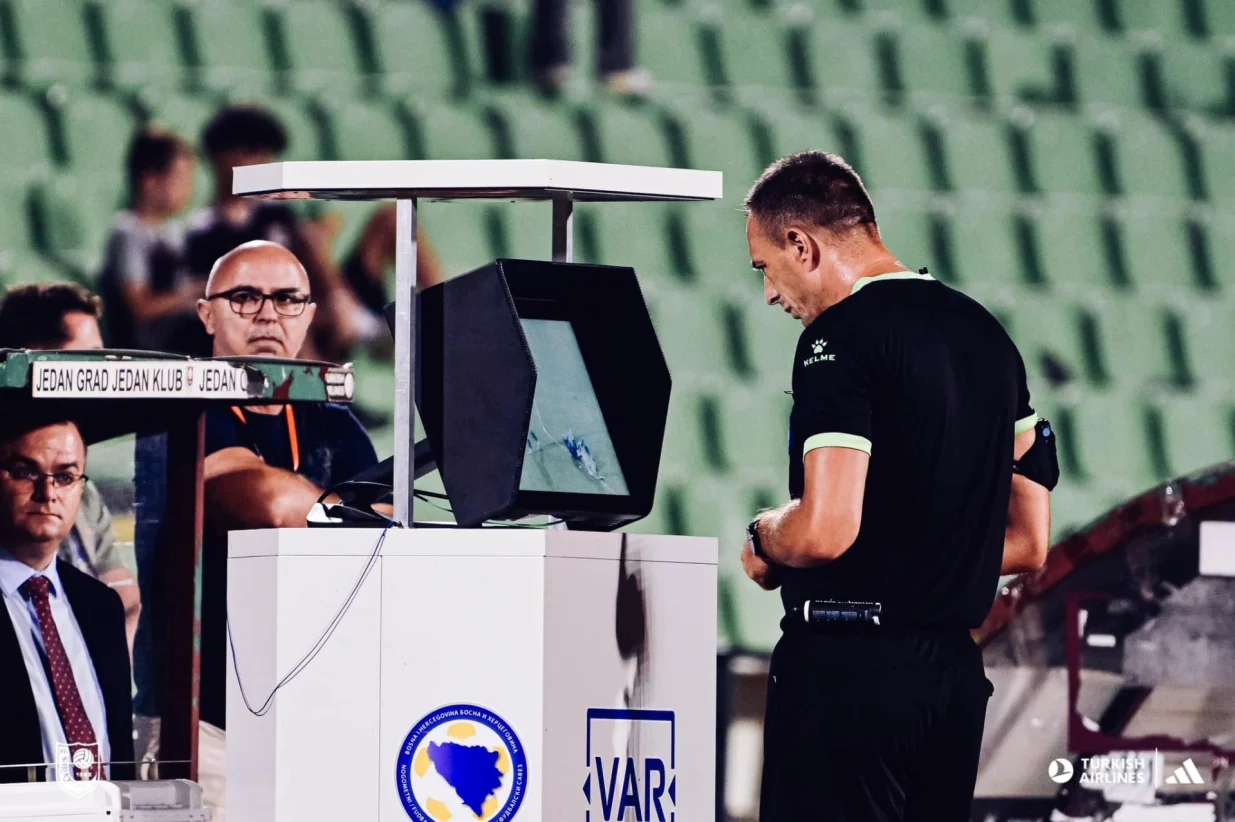 FK Sarajevo - FK Radnik BijeljinaElvedin TopuzovićVAR/Foto: 