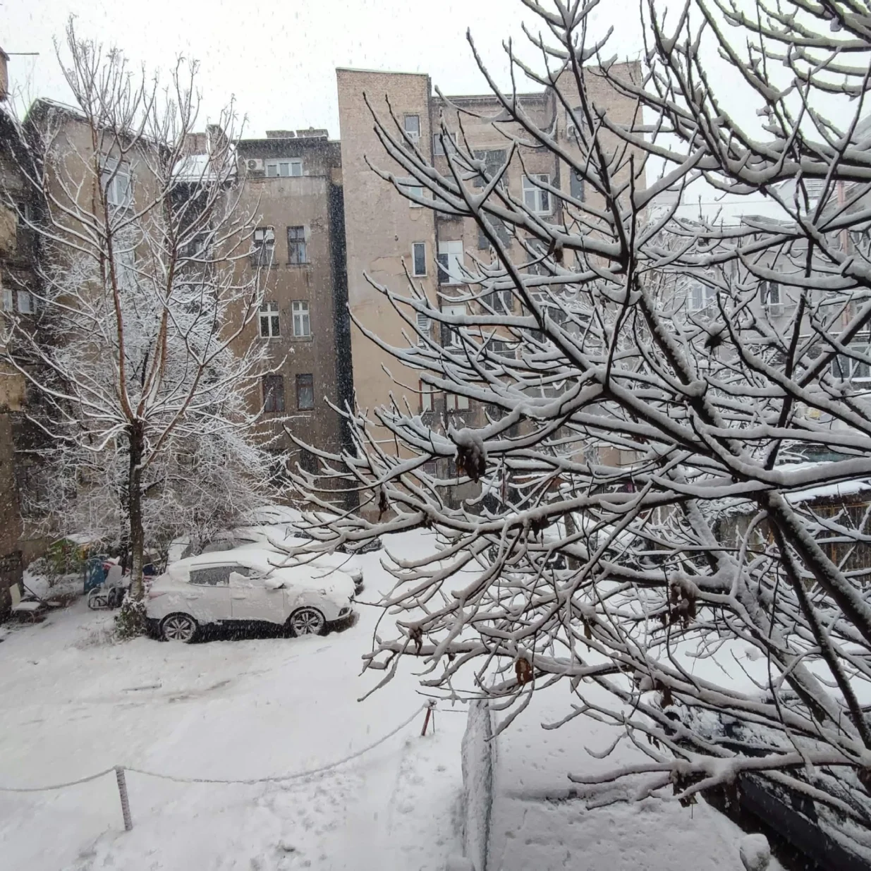 Snijeg na Marijin Dvoru/Oslobođenje