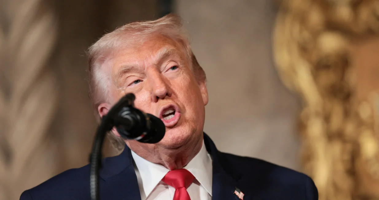 U.S. President Donald Trump makes an announcement about the Navy's "Golden Fleet" at Mar-a-lago in Palm Beach, Florida, U.S., December 22, 2025. REUTERS/Jessica Koscielniak/Jessica Koscielniak