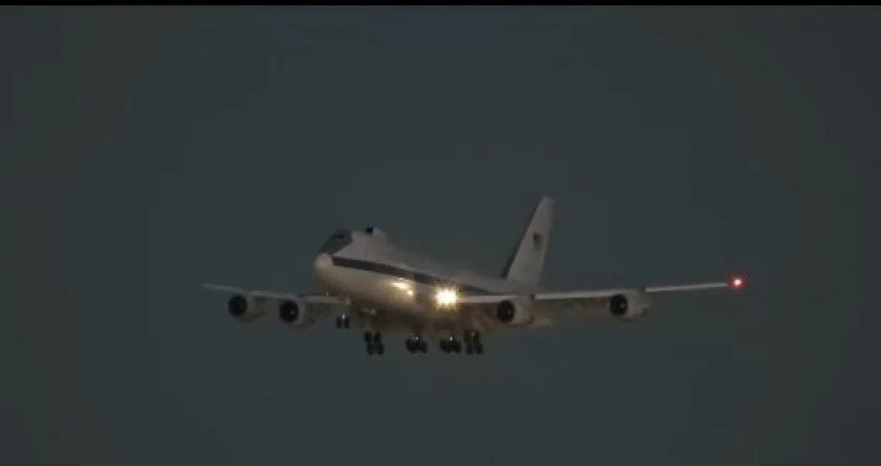 Avion E 4B Nightwatch/Printscreen/X.com//