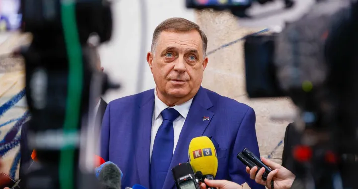 U Istočnom Sarajevu, 24. aprila 2025. godine, predsjednik bosanskohercegovačkog entiteta RS Milorad Dodik svečano je otvorio zgradu Rektorata i Muzičke akademije Univerziteta u Istočnom Sarajevu/Damir Deljo