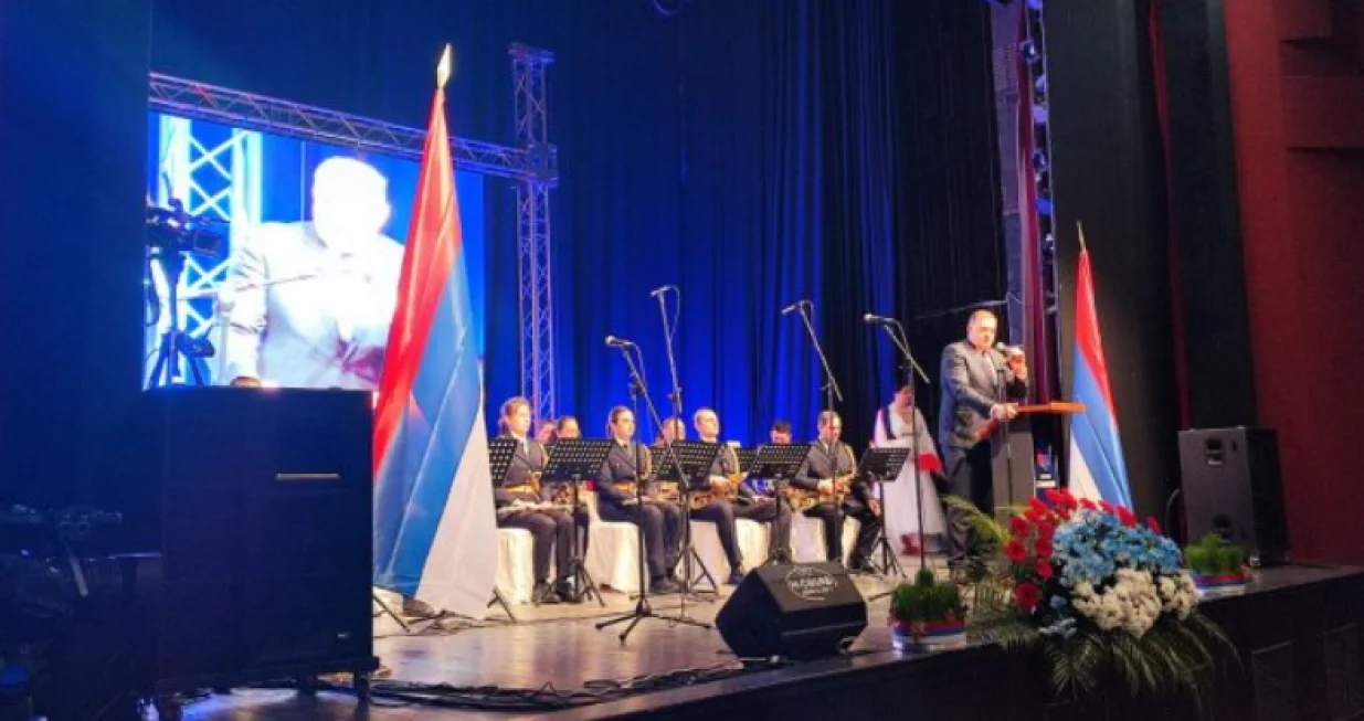 Milorad Dodik, lider SNSD-a, svečana akademija u Brčkom, neustavni dan RS/Rtrs