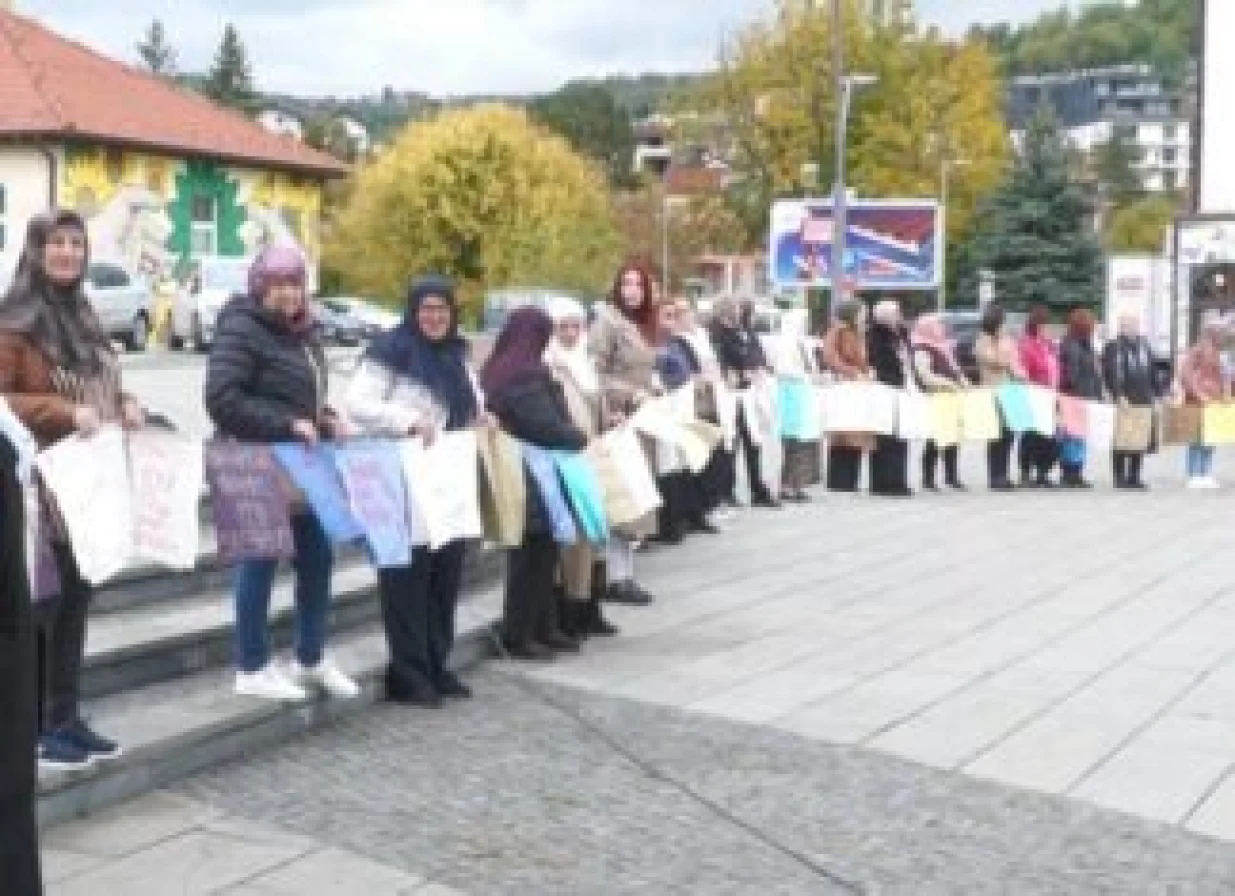 Žene Srebrenice traže pravdu i istinu/