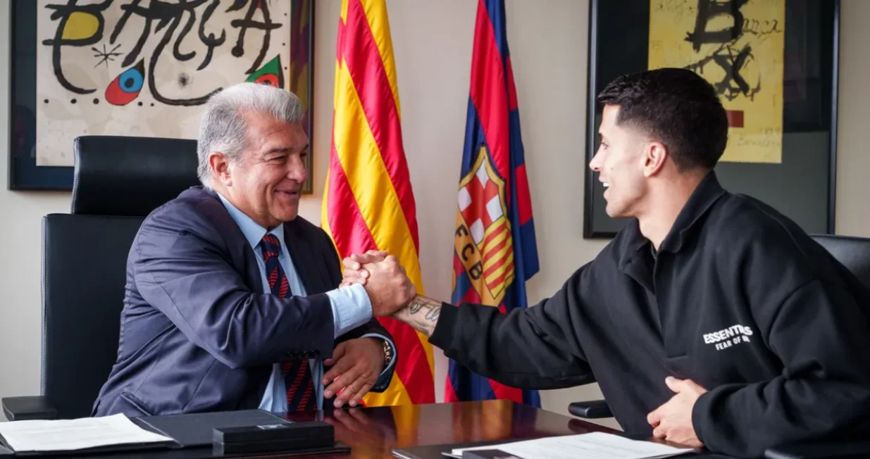 Joao Cancelo Joan Laporta/Foto: 