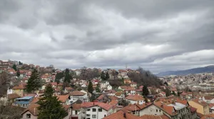 Oblačno vrijeme panorama Sarajeva/Damir Deljo