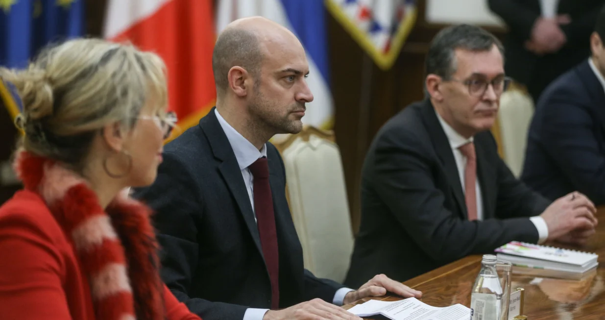 BEOGRAD, SRBIJA - 16. januar 2026:Predsjednik Srbije Aleksandar Vučić primio je u posjetu francuskog ministra za Evropu i vanjske poslove Jean-Noela Barrota, u petak 16. januara u Beogradu, Srbija (Filip Stevanovic - Anadolu Agency)/