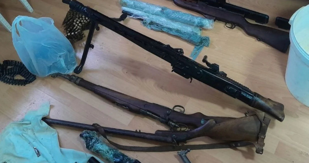 Oduzet arsenal oružja/PU Banja Luka/