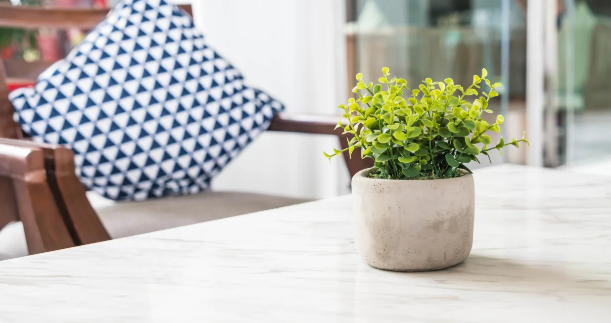 Nemojte se igrati/Free Pik