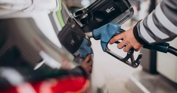 Benzinska pumpa, pumpa, gorivo/Freepik