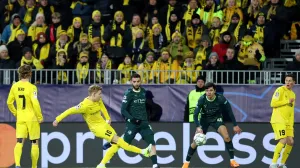 Soccer Football - UEFA Champions League - Bodo/Glimt v Manchester City - Aspmyra Stadion, Bodo, Norway - January 20, 2026 Bodo/Glimt's Jens Hauge hits the bar Action Images via Reuters/Andrew Boyers/Foto: Andrew Boyers