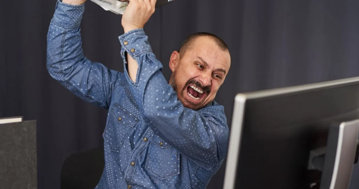 Ljudi koji su pročitali oglas su se razbjesnili/Ilustracija