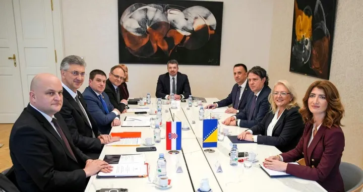 Delegacija Federacije BiH u Zagrebu: Otvoren dijalog o jačanju bilateralne saradnje, infrastrukture i energetike/