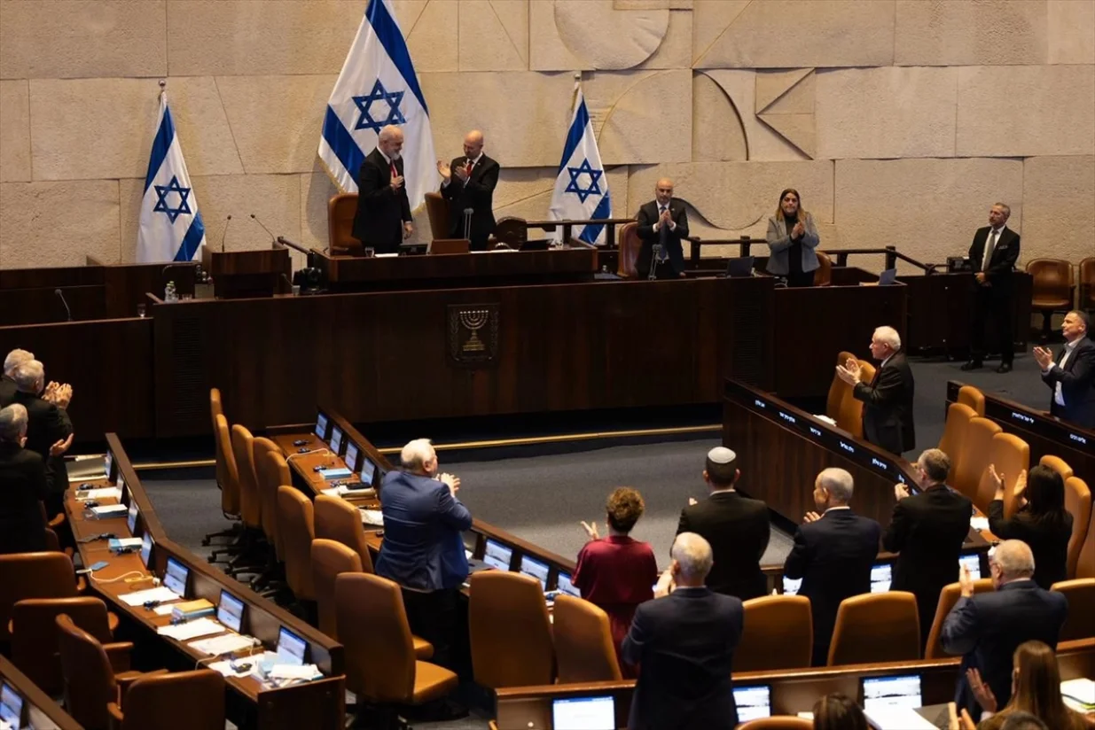 Premijer Albanije Edi Rama se obratio izraelskom parlamentu, Benjamin Netanyahu mu pljeskao/Kryeministria E Shqip&euml;ris&euml;