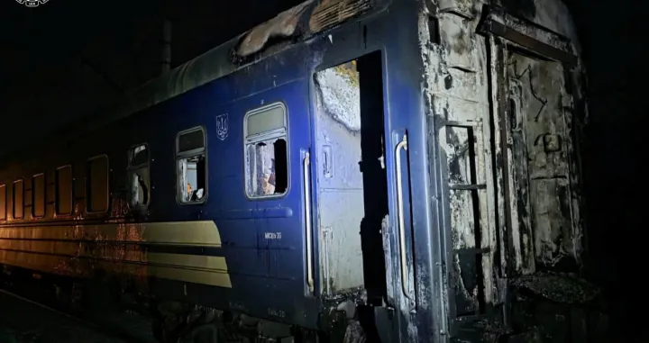 A car of a passenger train that was hit by a Russian drone strike sits damaged, amid Russia's attack on Ukraine, in Kharkiv region, Ukraine, January 27, 2026. Press service of Kharkiv Regional Prosecutor's Office/Handout via REUTERS ATTENTION EDITORS - THIS IMAGE HAS BEEN SUPPLIED BY A THIRD PARTY. DO NOT OBSCURE LOGO. NO RESALES. NO ARCHIVES./Kharkiv Regional Prosecutor's Of