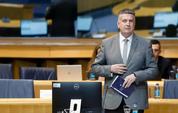 Hitna sjednica Doma naroda Parlamenta/Damir Deljo