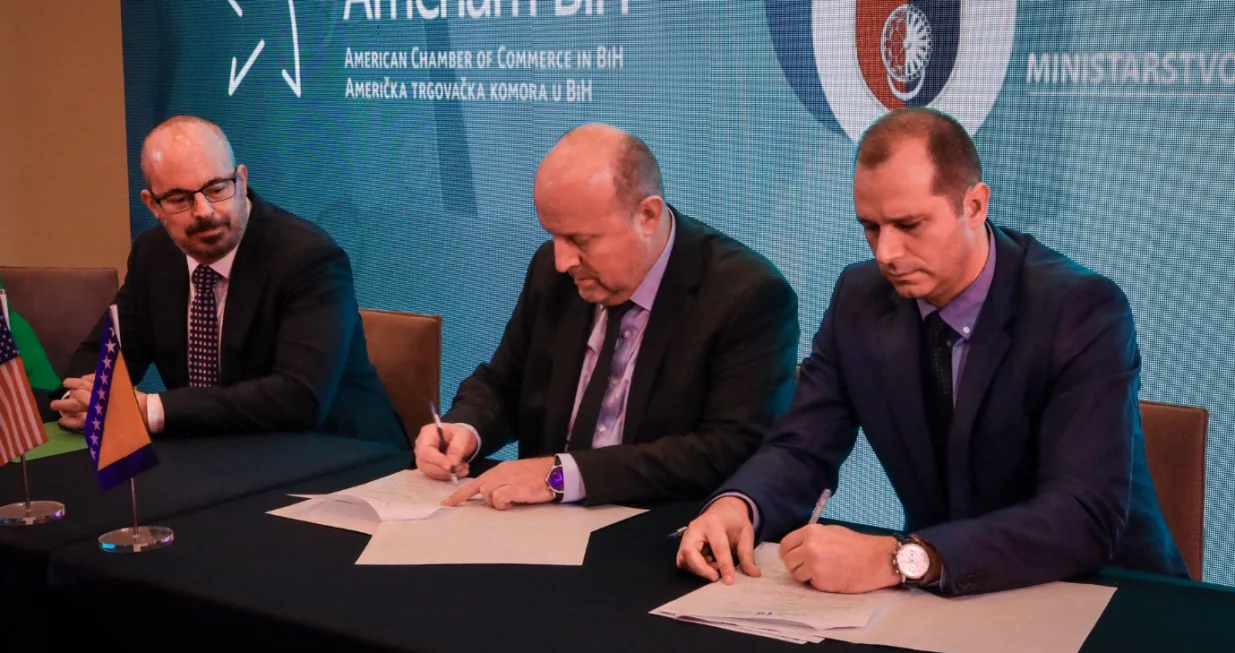 Zdravstvena za&scaron;tita u KS postaje efikasnija za pacijente: Potpisani memorandumi sa Ambasadom SAD/