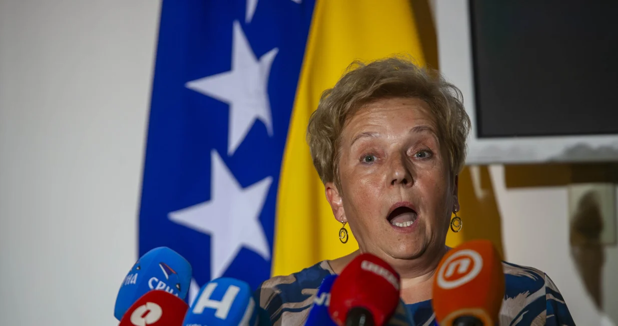 Sala Dom naroda Parlamenta BiH Marina Pende&scaron;/Damir Deljo