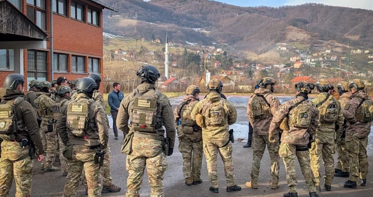 Agenti FBI SWAT tima pružili naprednu obuku taktičkim jedinicama SIPA-e, MUP RS, FMUP, Policija Brčko distrikta/Ambasada Sad-a U Bih