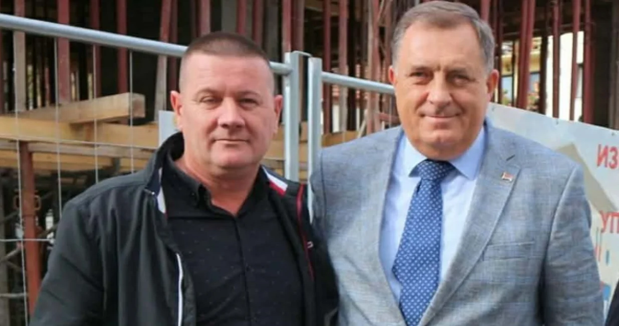 Gvozdenović je i dalje "Dodikovac"/Facebook/