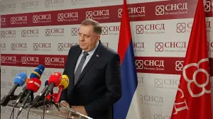 Milorad Dodik, lider SNSD-a, press konferencija, obraćanje/Rtrs