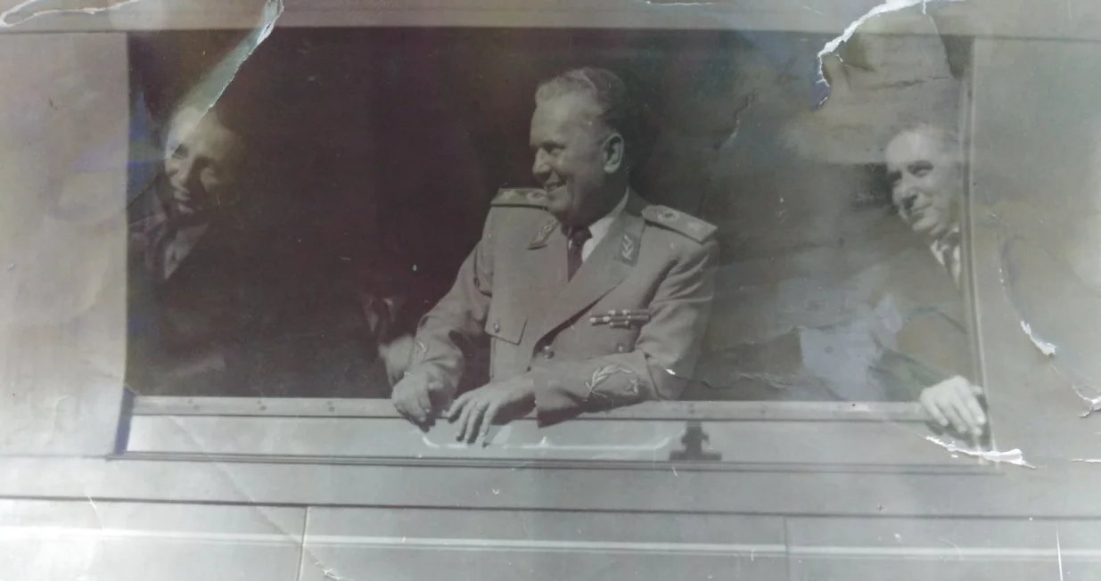 Snimak Ljube Ćurića: Tito u Plavom vozu 1960. godine na Željezničkoj stanici u Kaknju/