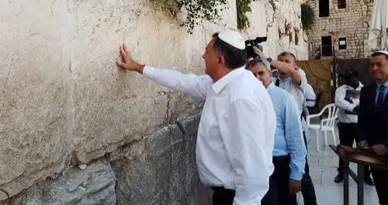 Dodik na Zidu plača u Jerusalemu/Milorad Dodik