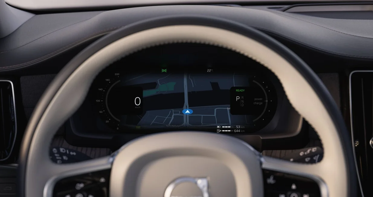 Refreshed Volvo S90 exteriorsfhadfhadfh Nakon &scaron;to je predstavio temeljno redizajnirani model XC90, Volvo je po istom principu udahnuo novu mladost u njegovu reprezentativnu limuzinu, koja je usput osvježena i savremenijom multimedijalnom tehnologijom&hellip; /