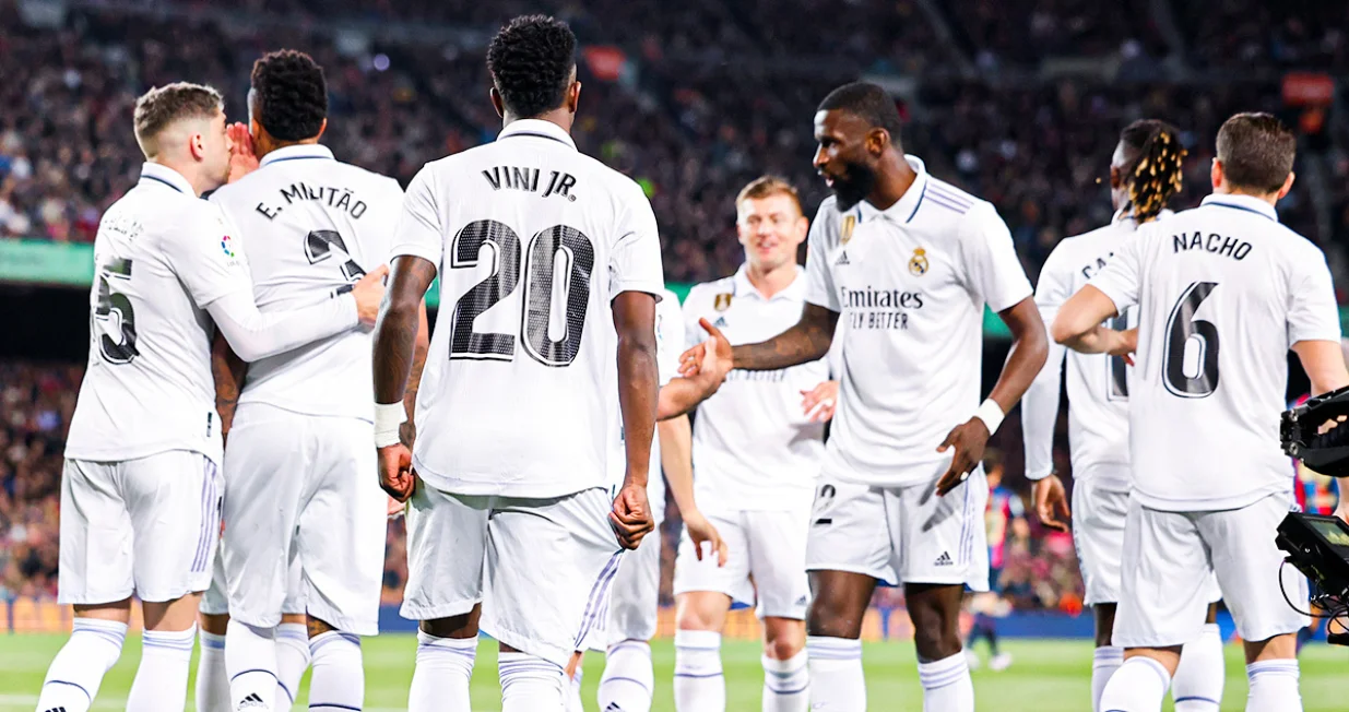 Barcelona - Real MadridFederico ValverdeEder MilitaoVinicus JuniorToni KroosAntonio RudigerEduardo CamavingaNacho/Foto: 