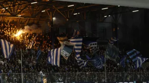 Manijaci na istočnoj tribini stadiona Grbavica/Foto: 