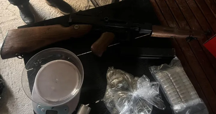 Oduzeti droga i oružje/MUP KS/