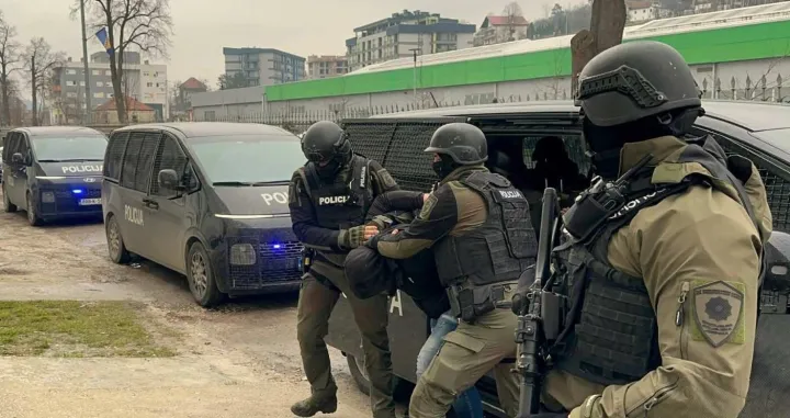 Uhap&scaron;ene tri osobe/MUP SBK//