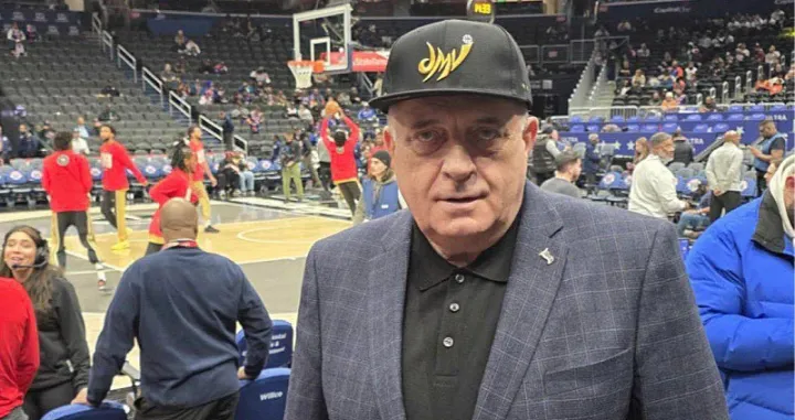 Dodik na NBA utakmici/Milorad Dodik