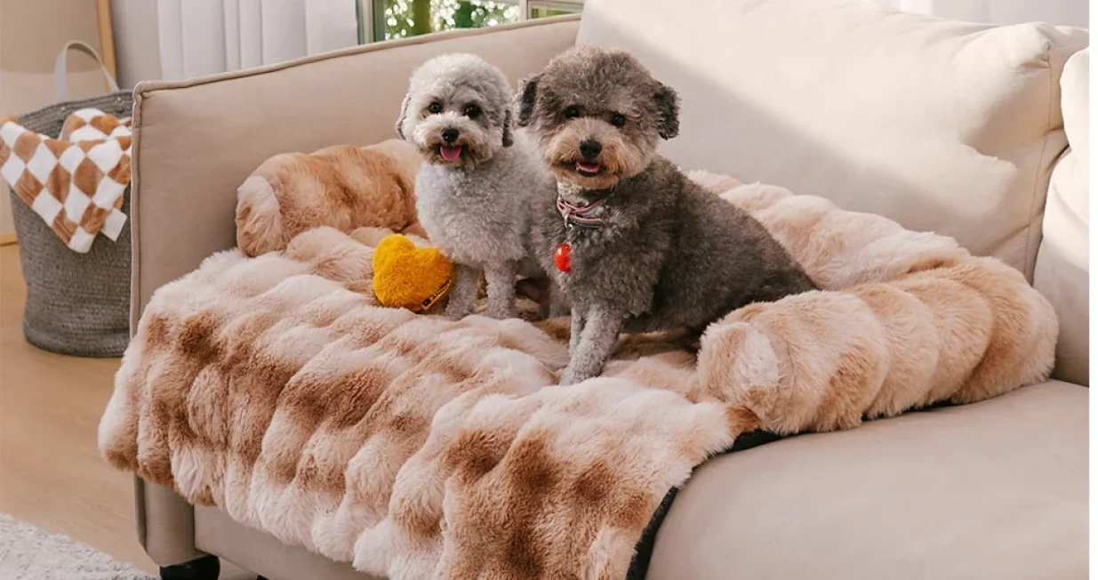 Prekrivači za namje&scaron;taj, kaučeve i ugaone/