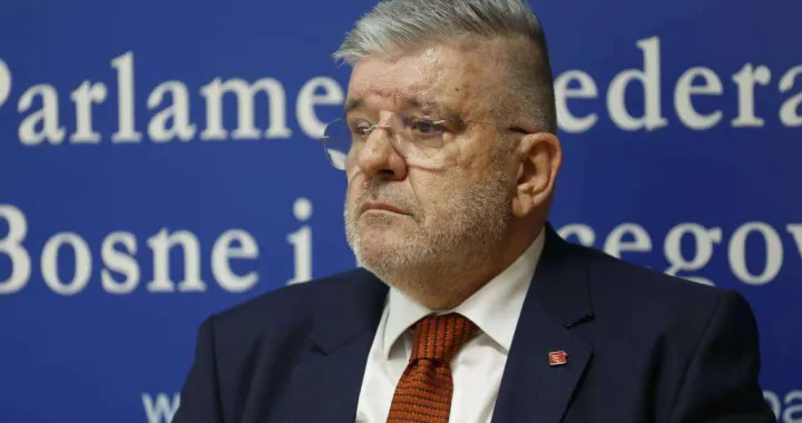 Dragan Mioković/Fena//