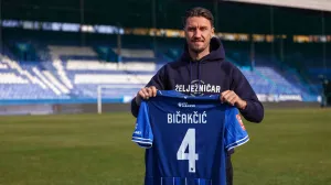 Bičakčić potpisao za Željezničar (FOTO: Damir Hajdarbašić/FK Željezničar)/Foto: Damir Hajdarbasic