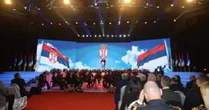 БАЊАЛУКА, 13. ФЕБРУАРА /СРНА/ - Предсједник Србије Александар Вучић рекао је вечерас на свечаној академији у Бањалуци поводом Сретења да су Срби у Републици Српској и Србији један исти народ и да Србија неће окренути леђа Републици Српској, њеном руководству и предсједнику Милораду Додику каква год буде пресуда Суда БиХ. /Фото - Борислав Здриња//Борислав Здриња