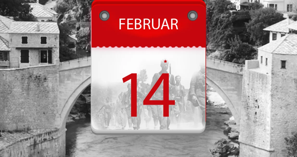 Markovina govori o 81. godi&scaron;njici oslobođenja Mostar od fa&scaron;izma i poku&scaron;ajima da se taj datum potisne kroz politički revizionizam, odbacivanje partizanske tradicije i jačanje nacionalističkih narativa. On upozorava na nove okolnosti, uključujući ru&scaron;enje partizanske ba&scaron;tine, prousta&scaron;ke političke trendove povezane s vla&scaron;ću u Hrvatskoj predvođenom Andrej Plenković i javne nastupe Marko Perković Thompson, &scaron;to dodatno produbljuje podjele u gradu i regiji. Zaključuje pesimistično da bez &scaron;ire političke promjene i povratka raseljenih Mostaraca nema stvarne nade za izlazak iz dugotrajne krize u Bosna i Hercegovina./Benjamin Krnić