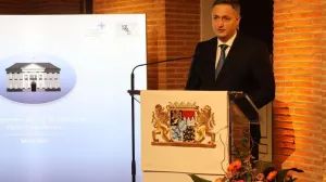 Član Predsjedništva BiH Denis Bećirović održao je uvodni govor na skupu posvećenom pitanjima evropske i transatlantske sigurnosti, uoči otvaranja Minhenske sigurnosne konferencijeFoto: Kabinet člana Predsjedništva BiH Denisa Bećirovića/