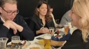 aleksandar vučić, željka cvijanović, minhen, kafana/Screenshot