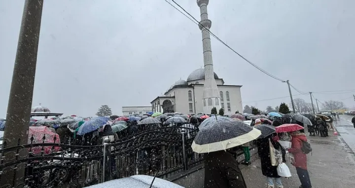 Klanjana dženaza i obavljen ukop Erdoanu Morankiću koji je poginuo u Sarajevu/
