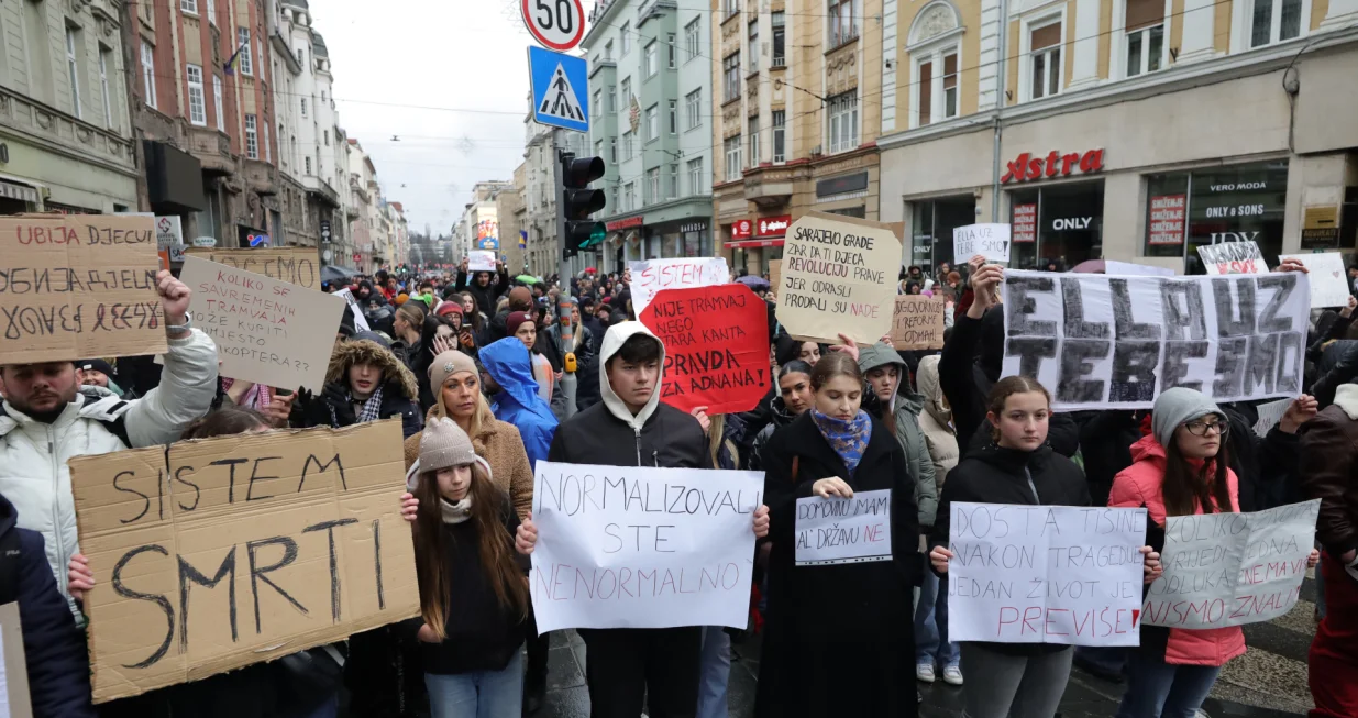Protesti neformalne grupe građana povodom tramvajske nesreće/Senad Gubelić