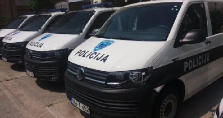 Uhap&scaron;ene dvije osobe/Ilustracija//