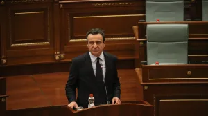 Članovi Skupštine Kosova, većinom glasova, kasno u srijedu su odobrili novi kabinet na čelu s premijerom Albinom Kurtijem/Erkin Keçi
