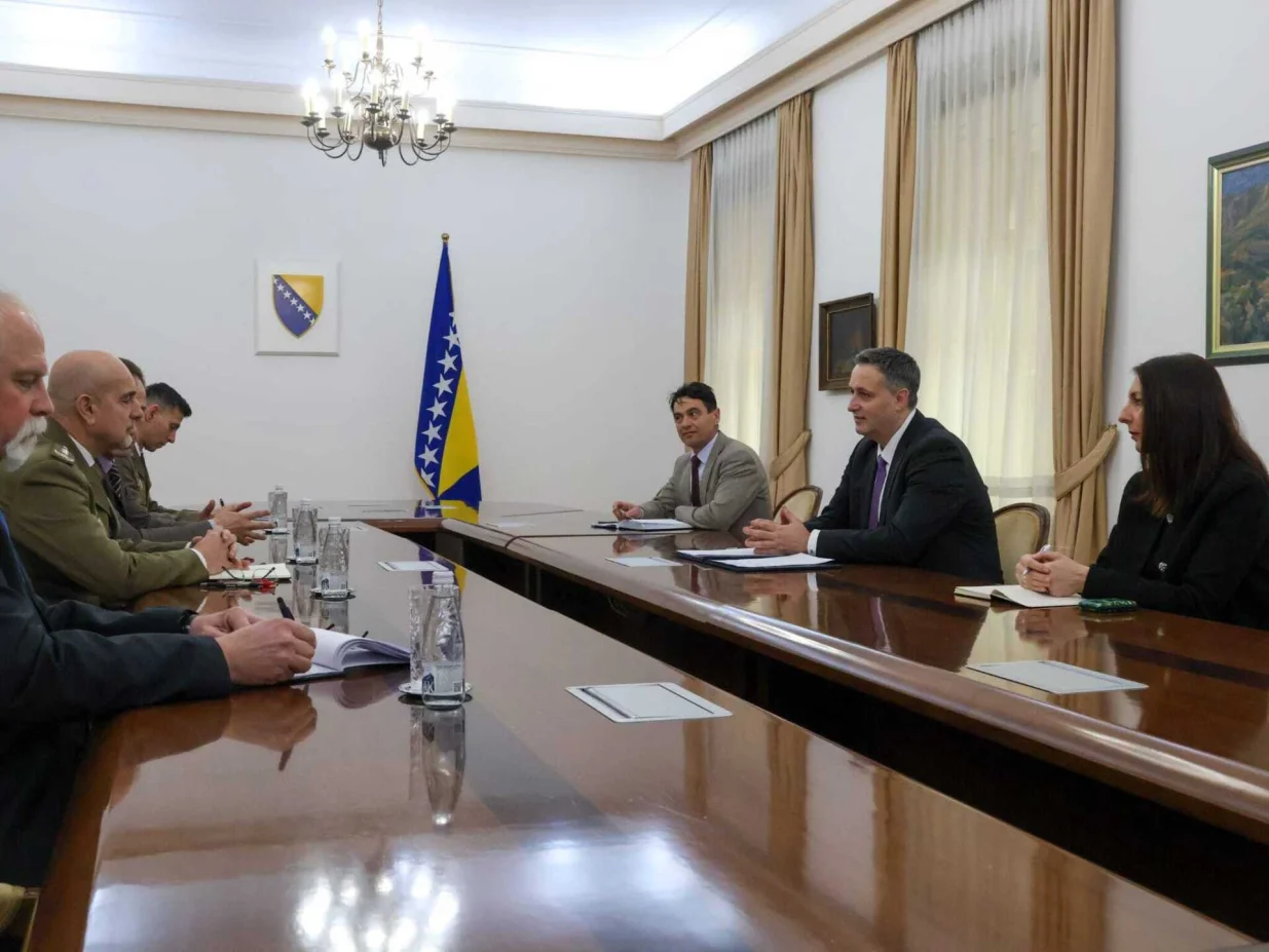 Novi komandant EUFOR-a u BiH, general-major Maurizio Fronda kod Denisa Bećirovića//