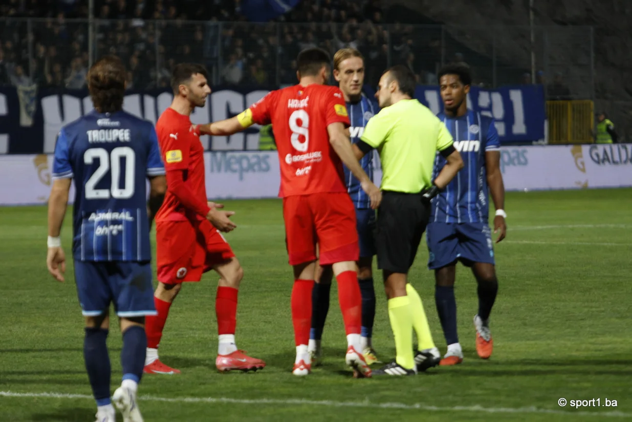 Detalj sa utakmice na Grbavici (Željezničar - Velež 02.11.2025) (FOTO: Sport1.ba - Sanel Konjhodžić)/Foto: 